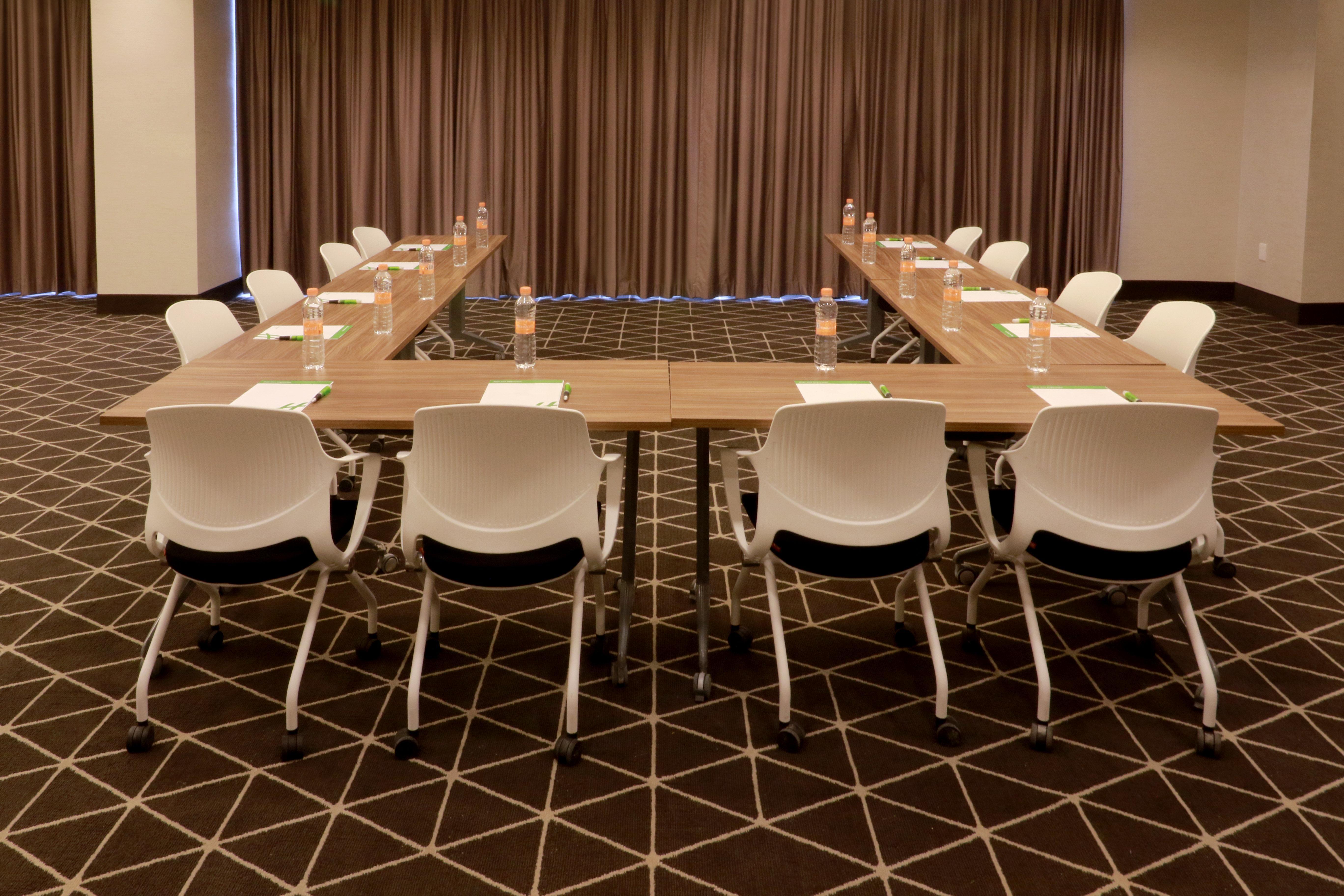 Holiday Inn & Suites - Monterrey Apodaca Zona Airport By Ihg Bagian luar foto