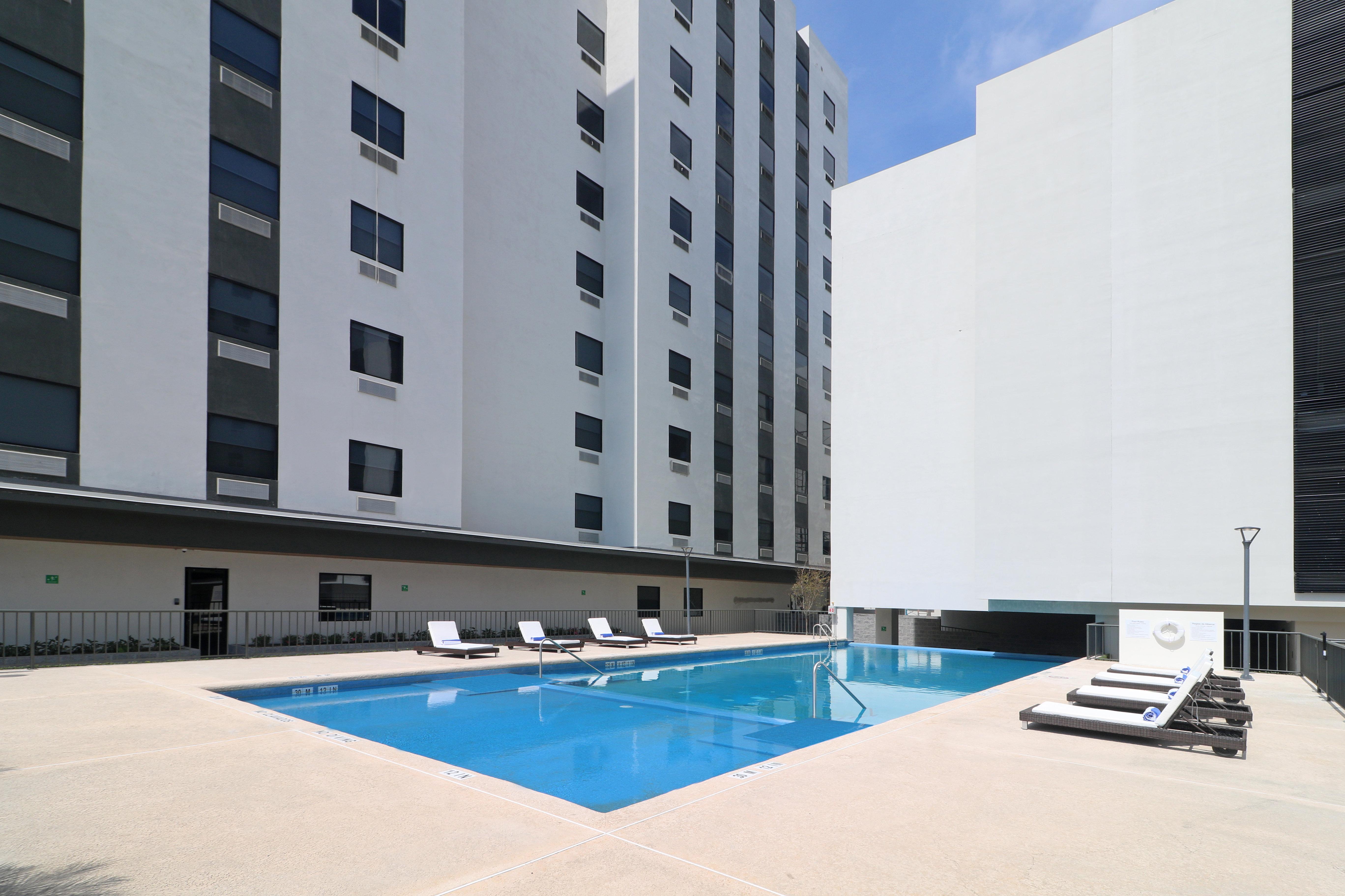 Holiday Inn & Suites - Monterrey Apodaca Zona Airport By Ihg Bagian luar foto